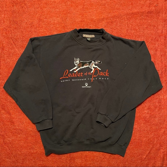 Other - Vintage embroidered sweatshirt